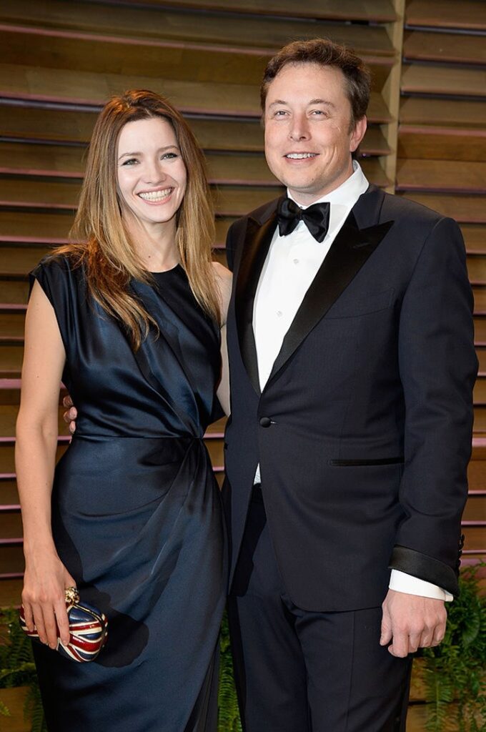 Elon and Riley attend the 2014 Vanity Fair Oscar Party hosted by Graydon Carter on March 2, 2014, in West Hollywood, California. Source: Getty
