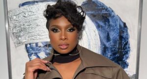 Jennifer Hudson Achieves Egot Status With Victory At The 2022 Tony Awards For A 'Strange Loop'
