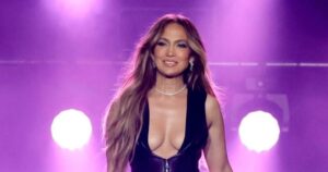 Jennifer Lopez's Relationship Timeline: 8 Famous Celebs Jennifer Lopez Has Dated Over The Years: A Complete History