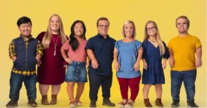 The Johnston's Family Net Worth: How Much Money Does 7 Little Johnstons Show Make? Salary, Income, Earnings