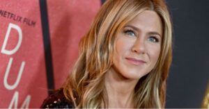 Is Jennifer Aniston Currently In A Relationship and Who Has She Dated? Her Boyfriend-List, Husbands, Exes