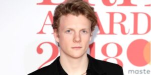 Is Patrick Gibson In A Relationship and Who Has He Dated? Patrick Gibson's Dating History, Exes, Wives, Marriages, More￼