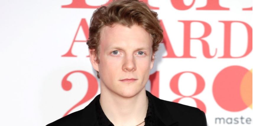 Is Patrick Gibson In A Relationship and Who Has He Dated? Patrick Gibson’s Dating History, Exes, Wives, Marriages, More￼