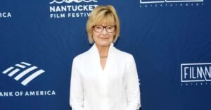 How Rich Is Jane Curtin Right Now? SNL Star Jane Curtin's Net Worth, Salary, Fortune, Income, and More