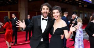 Is Josh Groban In A Relationship, Who Has He Dated? The Singer's Current Girlfriend, Exes, Dating History, Etc