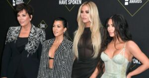 How Much Money Do The Kardashians Spend On Christmas Parties?￼