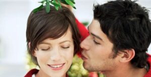 Why Do We Kiss Under The Mistletoe? Details On The Famous Christmas Tradition￼