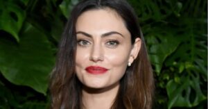 Is Phoebe Tonkin In A Relationship, Who Has She Dated? Her Current Boyfriend, Dating History, Exes
