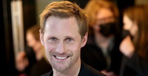 Is Alexander Skarsgård In A Relationship, Who Has He Dated? The Actor's Current Girlfriend, Exes, Dating History￼