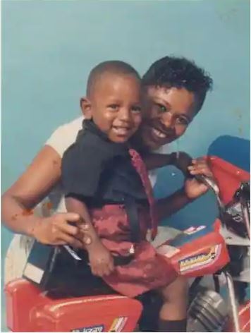 Kendrick Lamar's parents - his mom Paula Oliver