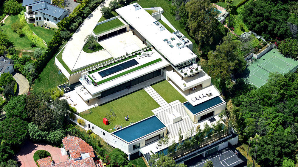 Beyoncé and Jay Z’s latest $90 million purchase in Bel Air, Los Angeles. 

