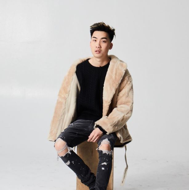 YouTuber RiceGum does a photshoot. 
