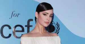 Is Sofia Carson In A Relationship, Who Has She Dated Before? The Actress's Current Boyfriend, Exes, Dating History